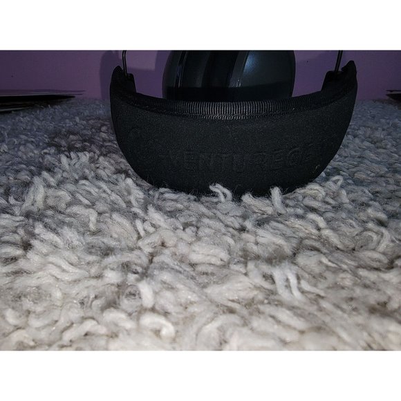 Venture Gear Hearing Protection Earmuffs - Picture 2 of 7